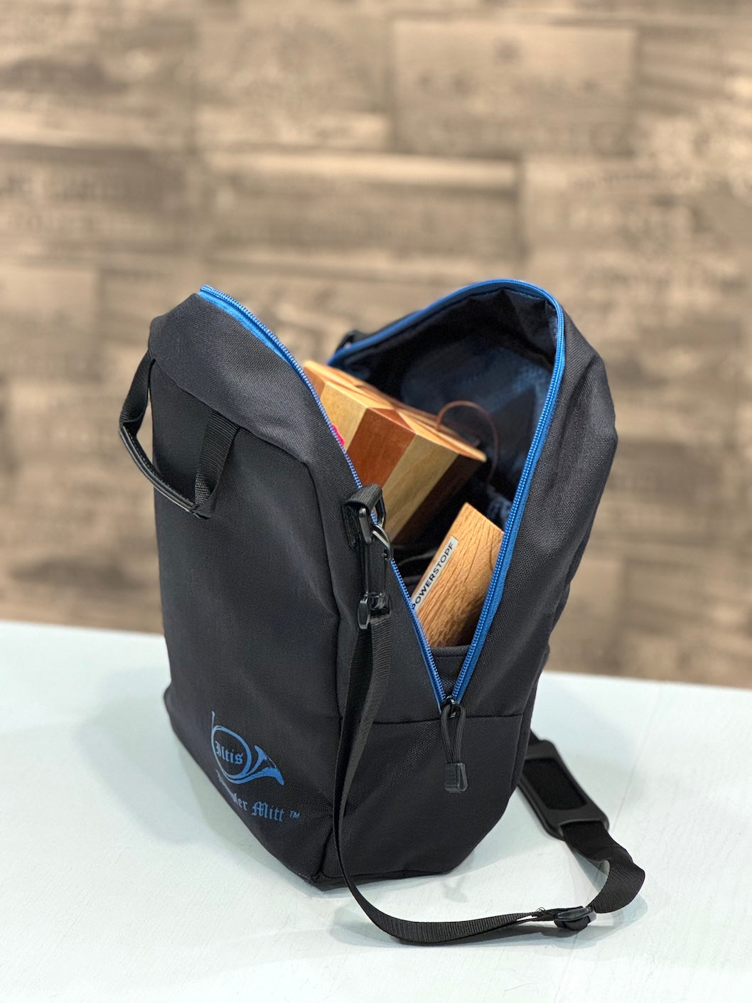 Dampfer Mitt Bag for Two Horn Mutes & Accesories