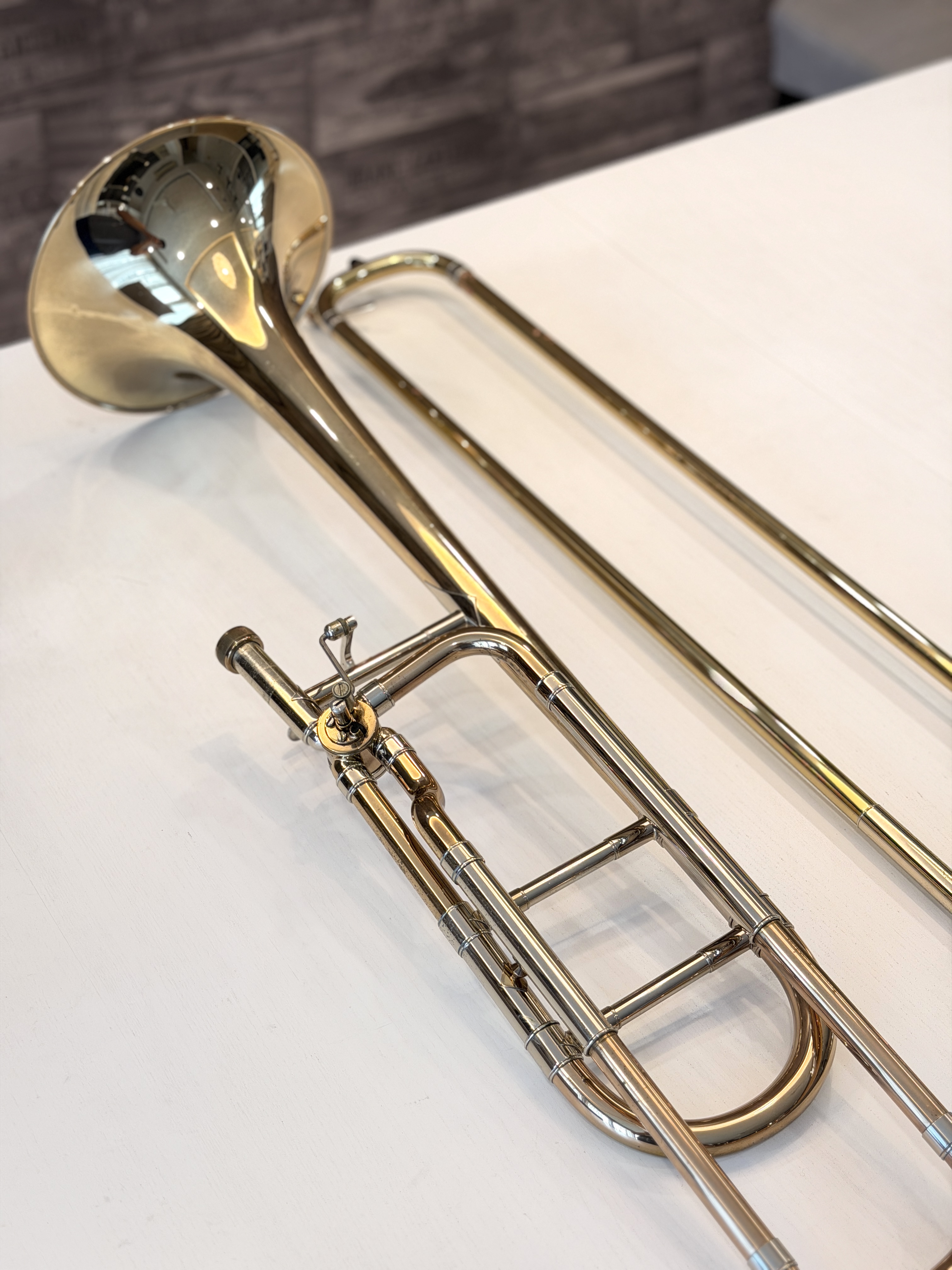 Bach 42BO Stradivarius Bb/F Tenor Trombone - image 3