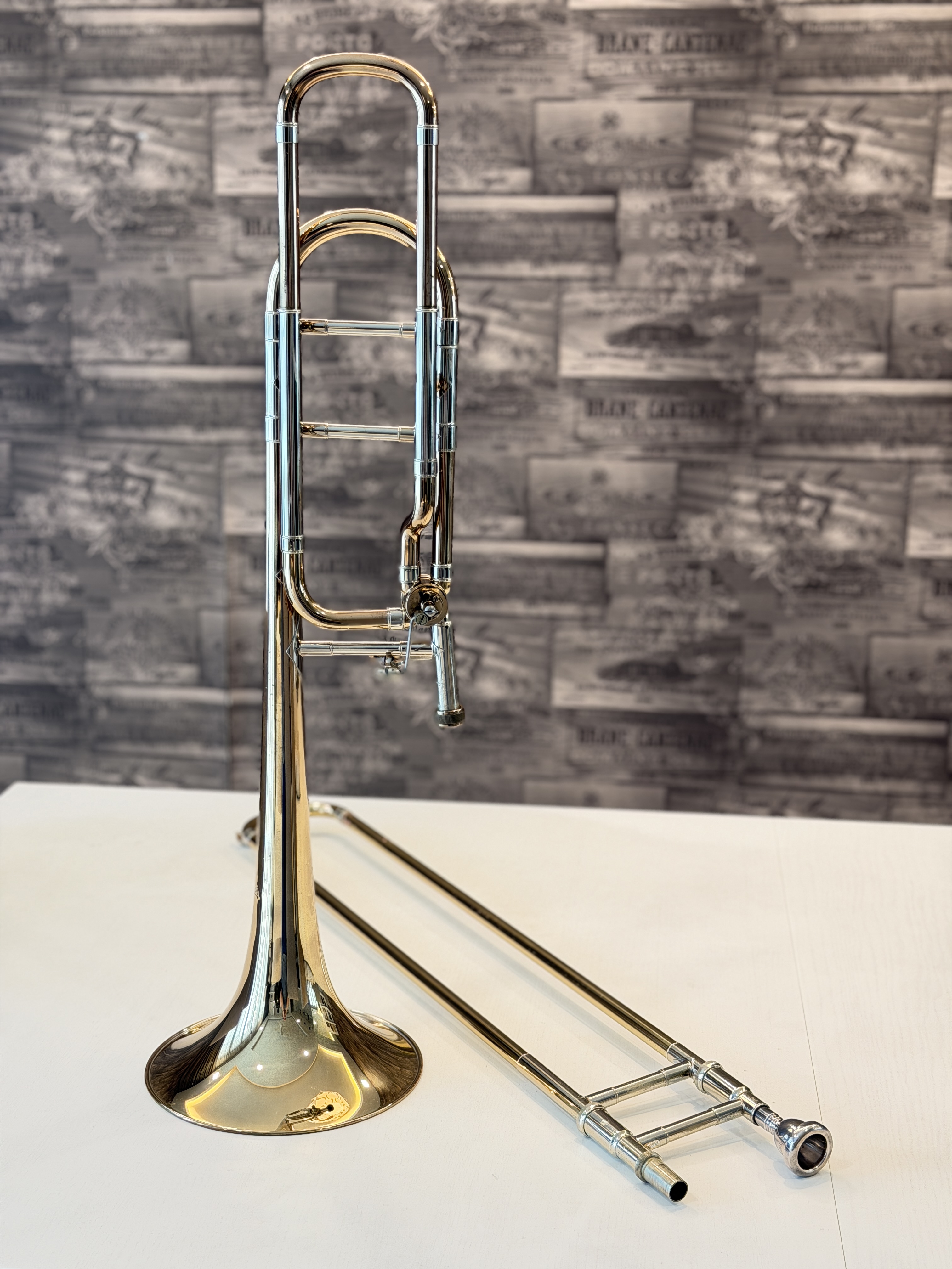 Bach 42BO Stradivarius Bb/F Tenor Trombone