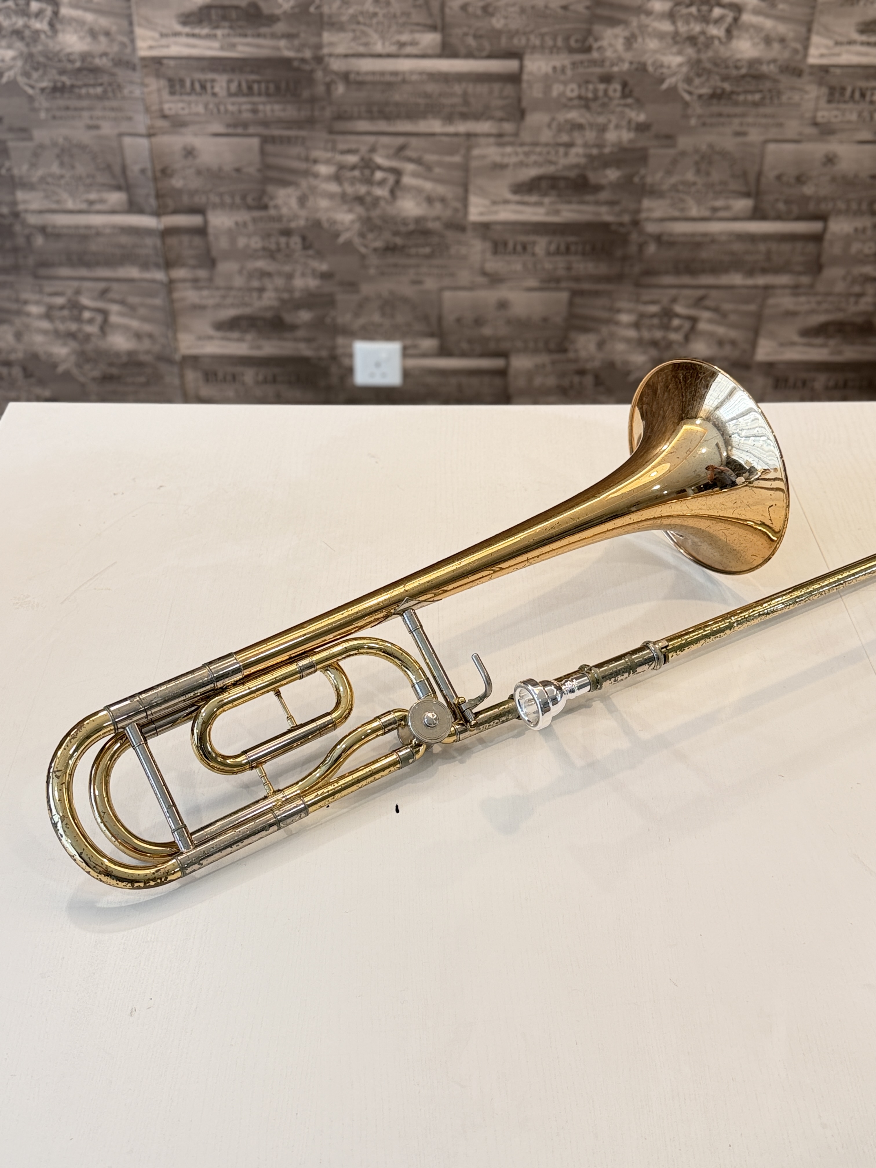 Yamaha YSL-682G Bb/F Tenor Trombone - image 6