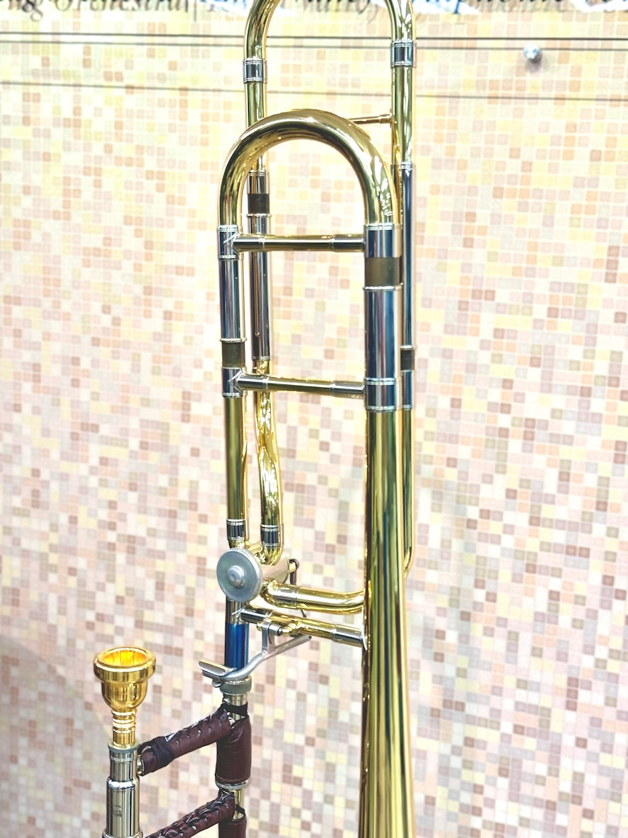 Yamaha YSL 882OR Xeno Professional Trombone - image 3